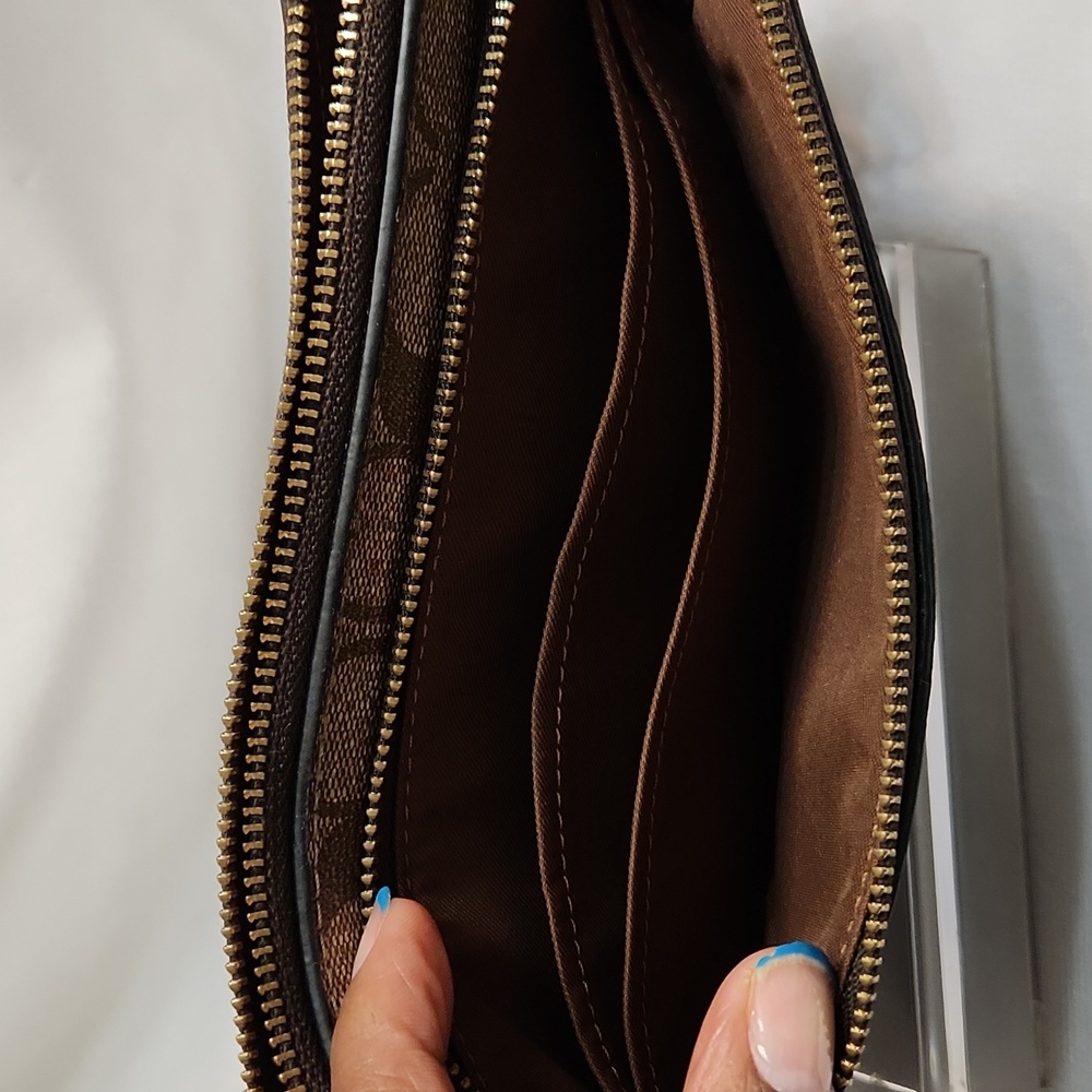 Coach Signature Double Zip Wallet Wristlet - Picture 5 of 14